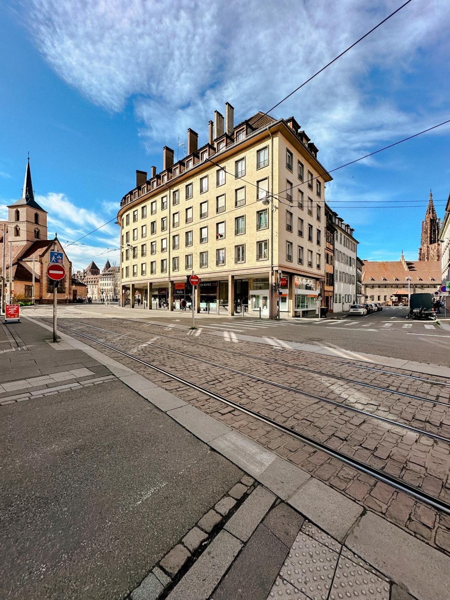 2 Pieces Cathedrale Proche Des Quais Strasbourg Apartment Luaran gambar